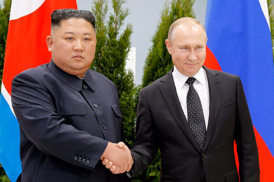 Президент Росії Володимир Путін і лідер Північної Кореї Кім Чен Ин під час зустрічі у 2019 році у Владивостоці, Росія.